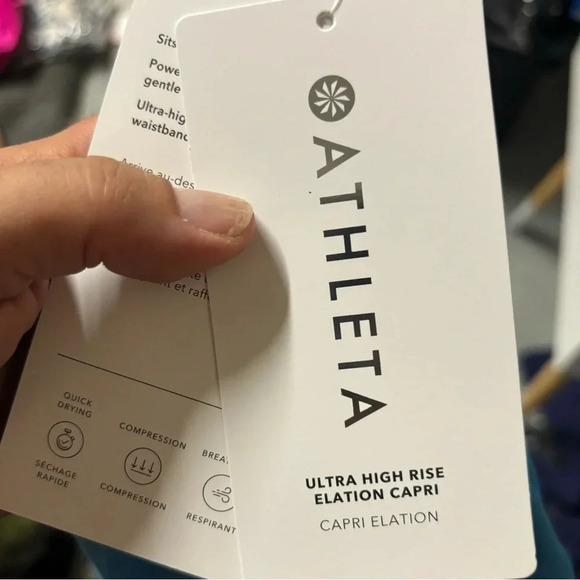 NWT Athleta Ultra High Rise Elation Capri Santorini Blue  Tight - Picture 5 of 6